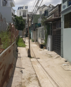 Nhà phố Quận Thủ Đức Nhà phố hẻm nhà thờ Fatima, diện tích 45.3m2 có nội thất cơ bản.