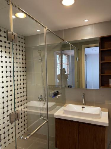 Phòng tắm căn hộ Duplex Masteri Thảo Điền, Quận 2 Căn hộ Duplex Masteri Thảo Điền nội thất đầy đủ, view đón gió.