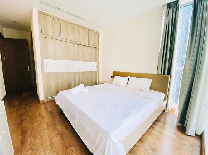 Phòng ngủ căn hộ VINHOMES CENTRAL PARK Căn hộ Vinhomes Central Park đầy đủ nội thất diện tích 80m².