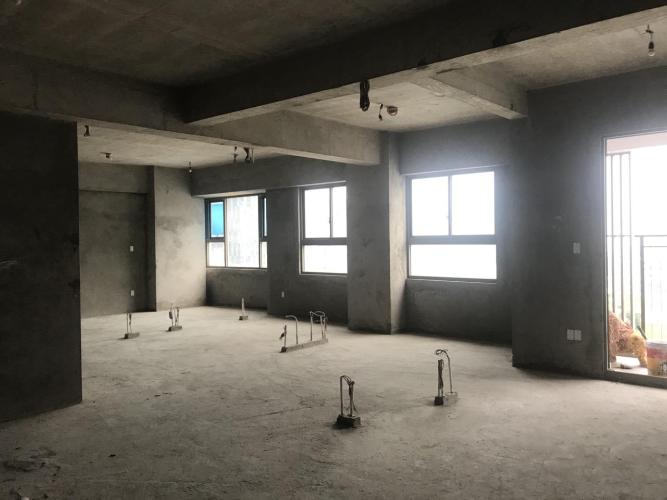 Bên trong căn hộ SAIGON SOUTH RESIDENCE Căn hộ Saigon South Residence tầng trung, bàn giao thô