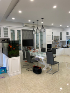 Biệt thự Huyện Nhà Bè Biêt thự khu NineSouth diện tích 140m2, bàn giao nhà đầy đủ nội thất.