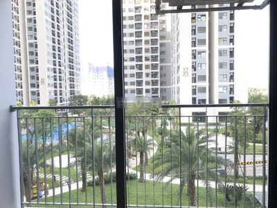 View căn hộ Vinhomes Grand Park, Quận 9 Căn hộ Vinhomes Grand Park thiết kế 3 phòng ngủ, đầy đủ nội thất.