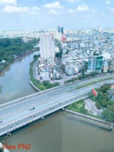 6 Bán căn hộ Vinhomes Golden River 2PN, tầng trung, đầy đủ nội thất, view sông và thành phố