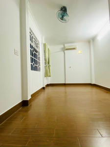 Nhà phố Quận Phú Nhuận Nhà phố thiết kế 1 trệt, 1 lầu diện tích 25m2, bàn giao nội thất cơ bản.