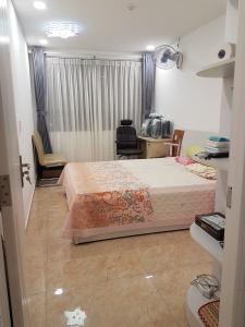 Căn hộ Wilton Tower, Quận Bình Thạnh Căn hộ Wilton Tower tầng 20, đầy đủ nội thất và tiện ích.