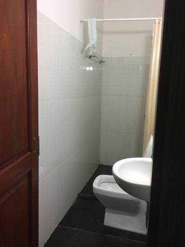 Toilet Nhà phố hẻm Nơ Trang Long Quận Bình Thạnh diện tích đất 64.1m2
