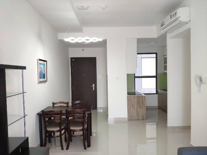 không gian căn hộ The Sun Avenue Căn hộ tầng 15 The Sun Avenue nội thất đầy đủ, cửa chính hướng Tây Nam