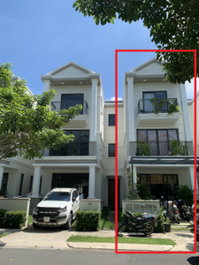 Mặt tiền biệt thự Huyện Nhà Bè Biêt thự khu NineSouth diện tích 140m2, bàn giao nhà đầy đủ nội thất.