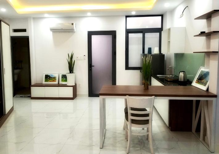 Phòng ngủ nhà phố Bình Thạnh Bán nhà mặt tiền quận Bình Thạnh, đầy đủ nội thất, thiết kế hiện đại.