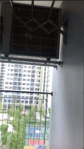 Lô gia Vinhomes Grand Park Quận 9 Căn hộ Vinhomes Grand Park view nội khu, nội thất đầy đủ.