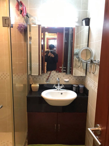 Căn hộ The Manor, Quận Bình Thạnh Căn hộ The Manor tầng trung view thoáng mát, đầy đủ nội thất.