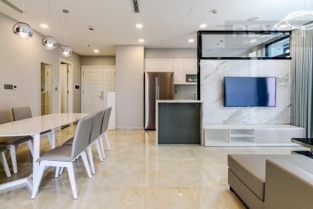 Phòng Khách Căn hộ Vinhomes Golden River hướng Tây Nam, diện tích 92.3m²