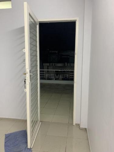 Nhà phố Quận Phú Nhuận Nhà phố diện tích 82m2 kết cấu 1 trệt 2 lầu, đầy đủ tiện ích.