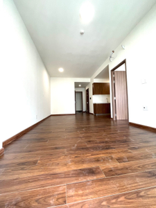 Căn hộ Akari City tầng 16 view đón gió mát mẻ, nội thất cơ bản.