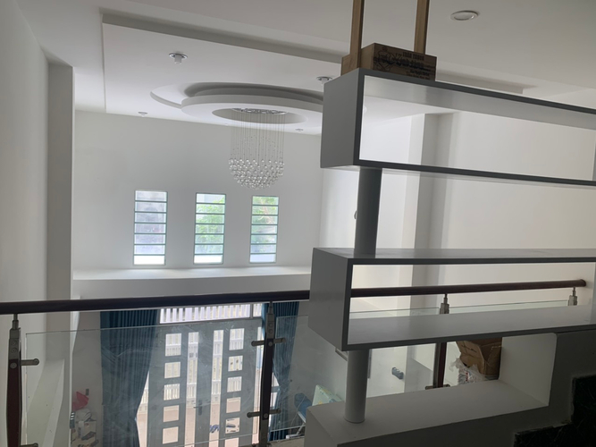 Nhà phố Quận Bình Tân Nhà phố mặt tiền đường Số 6, cửa hướng Bắc khu dân cư đông đúc.