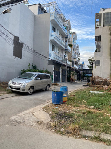 Nhà phố Huyện Nhà Bè Nhà phố hẻm xe hơi đường Huỳnh Tấn Phát, kết cấu đúc 3 tấm kiên cố.