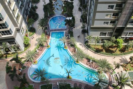 view ban công căn hộ  Vinhomes Central Park Căn hộ Vinhomes Central Park tầng 10 nội thất đầy đủ, sàn lót gỗ