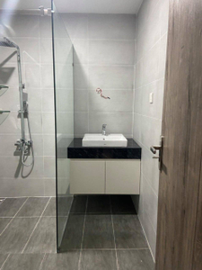 tolet OT Lavida Plus Officetel Lavida Plus tầng 13 thiết kế hiện đại, tiện ích đầy đủ.