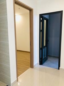 Không gian căn hộ Vinhomes Grand Park, Quận 9 Căn hộ Vinhomes Grand Park không nội thất, tiện ích đầy đủ.