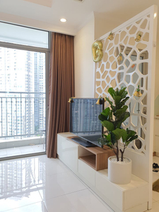 Căn hộ Vinhomes Central Park, Quận Bình Thạnh Căn hộ VInhomes Central Park tầng 15 view nội khu, đầy đủ nội thất.