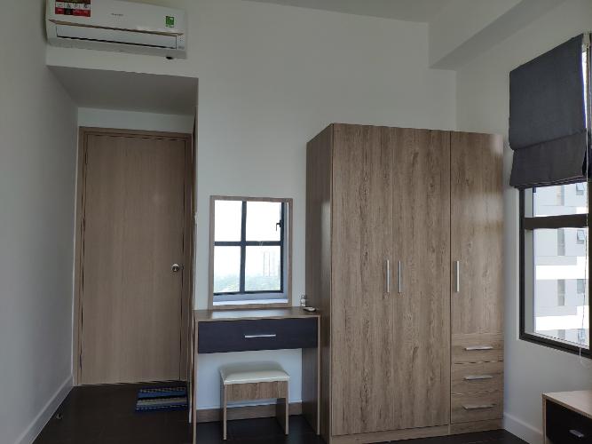 không gian căn hộ The Sun Avenue Căn hộ tầng 15 The Sun Avenue nội thất đầy đủ, cửa chính hướng Tây Nam