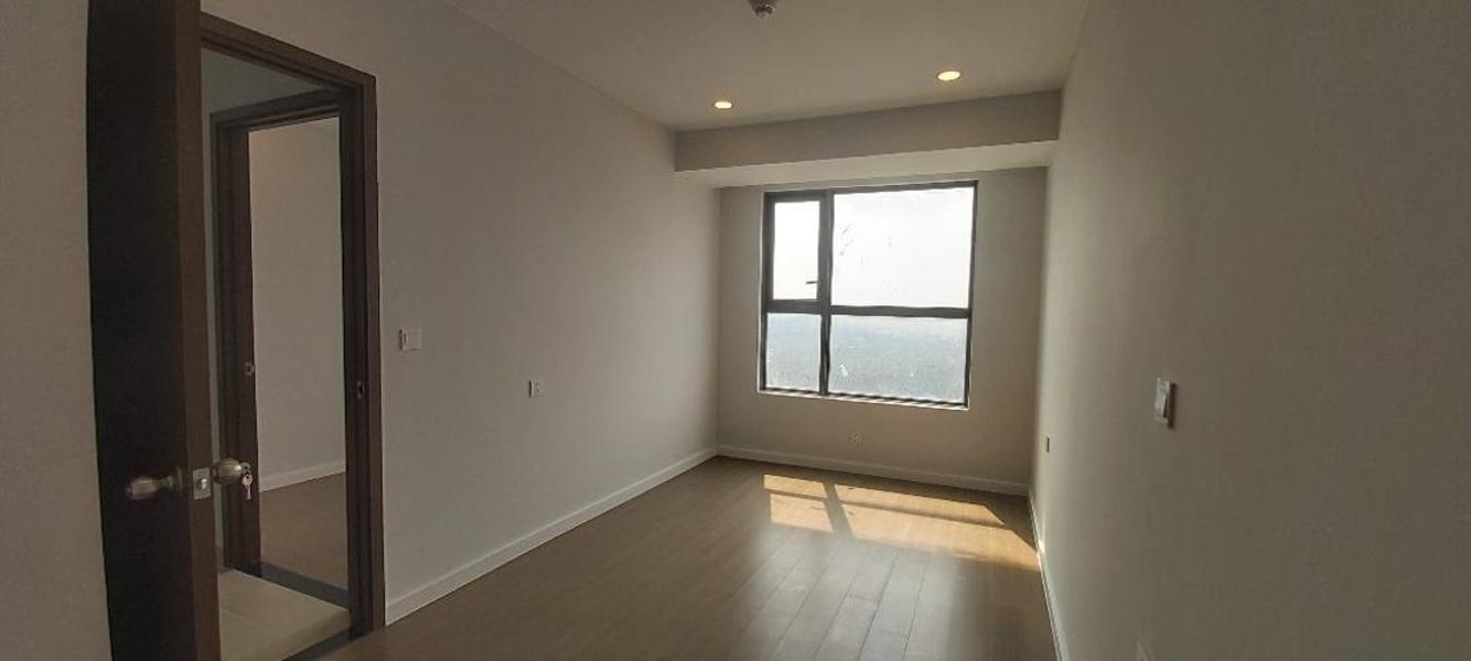 Căn hộ River Panorama tầng cao, ban công hướng Nam.