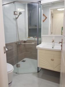 Căn hộ Wilton Tower, Quận Bình Thạnh Căn hộ Wilton Tower tầng 20, đầy đủ nội thất và tiện ích.