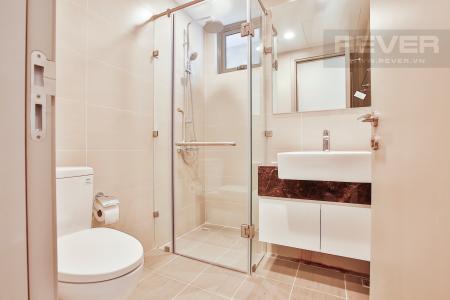 Toilet 1 Căn hộ The Gold View hướng ban công đông nam nội thất cơ bản diện tích 85.3m²