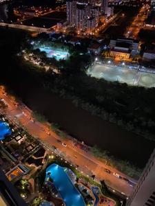 view căn hộ riviera point Căn hộ Riviera Point tầng cao, đón view sông thoáng mát.