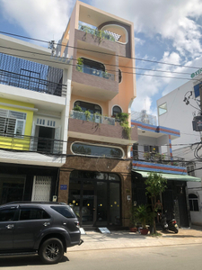Mặt tiền nhà phố Quận Tân Bình Nhà phố mặt tiền đường Nguyễn Phúc Chu, diện tích 97m2 đầy đủ nội thất.