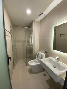 Căn hộ Q7 Boulevard, Quận 7 Căn hộ Q7 Boulevard tầng 13 view thành phố thoáng mát, nội thất cơ bản.