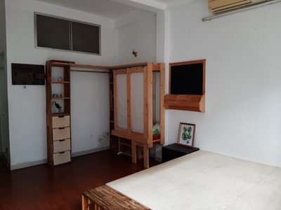 Nhà phố Quận Bình Thạnh Nhà phố nằm tại khu vực dân cư sầm uất, kết cấu 1 trệt, 1 lầu kiên cố.