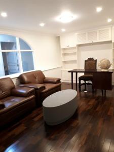 Căn hộ Duplex Vista Verde, quận 2 Duplex Vista Verde căn góc hương Đông Nam, nội thất nhập khẩu 5 sao