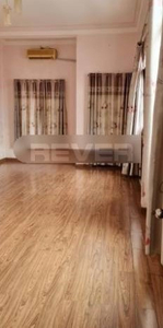 Nhà phố Quận Bình Thạnh Nhà phố mặt tiền đường Bùi Đình Túy, khu vực dân cư đông đúc.