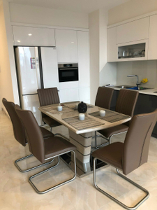 Căn hộ Vinhomes Golden River, Quận 1 Căn hộ cao cấp Vinhomes Golden River tầng 15, đầy đủ nội thất.