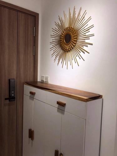 Không gian căn hộ Sunwah Pearl, Bình Thạnh Căn hộ Sunwah Pearl tầng cao view sông đón gió mát mẻ, đầy đủ nội thất.