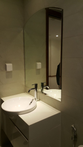 Căn hộ Vinhomes Central Park, Quận Bình Thạnh Căn hộ Vinhomes Central Park tầng 20 diện tích 53m2, nội thất cơ bản.