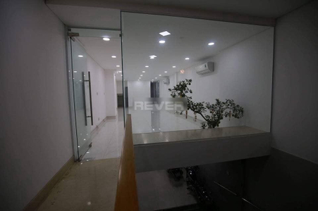 Mặt bằng kinh doanh Quận 2 Mặt bằng kinh doanh diện tích 50m2 vuông vắn, cửa hướng Tây Nam.