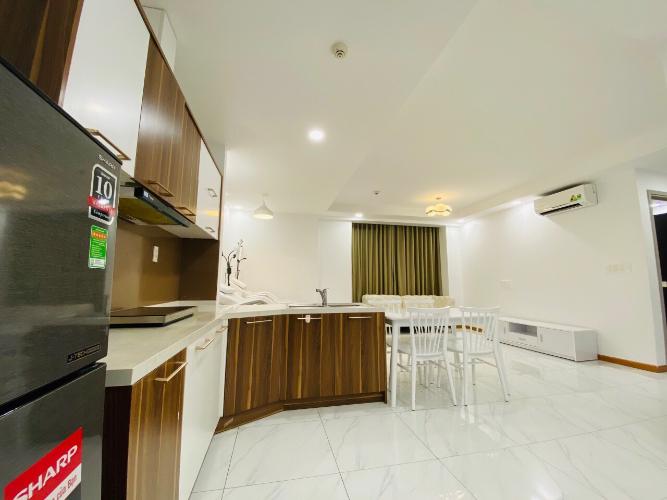 Bên trong căn hộ THE GOLD VIEW Bán căn hộ The Gold View thuộc tầng trung, 2 phòng ngủ, diện tích 76m2, đầy đủ nội thất