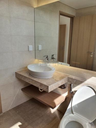 Phòng tắm Urban Hill, Quận 7 Căn hộ Urban Hill tầng trung, nội thất cơ bản.