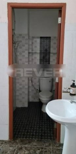 Nhà phố Quận Bình Thạnh Nhà phố mặt tiền đường Bùi Đình Túy, khu vực dân cư đông đúc.