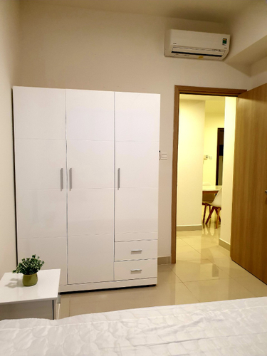 Căn Officetel The Sun Avenue, Quận 2 Officetel The Sun Avenue thiết kế kỹ lưỡng, view thành phố sầm uất.