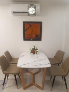 Căn hộ Vinhomes Grand Park, Quận 9 Căn hộ tầng thấp Vinhomes Grand Park nội thất đầy đủ tiện nghi.