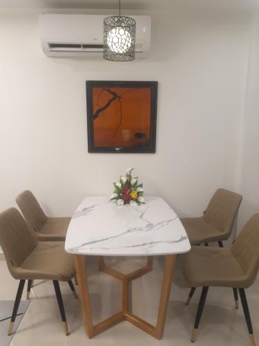 Căn hộ Vinhomes Grand Park, Quận 9 Căn hộ tầng thấp Vinhomes Grand Park nội thất đầy đủ tiện nghi.