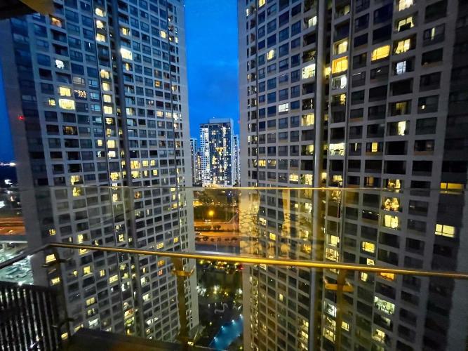 View căn hộ Q2 Thảo Điền, Quận 2 Căn hộ Q2 Thảo Điền tầng 21, đầy đủ nội thất và tiện ích.