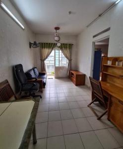 Căn hộ Ehome Đông Sài Gòn 2, Quận 9 Căn hộ Ehome Đông Sài Gòn 2 tầng thấp, không gian nhiều cây xanh mát mẻ.