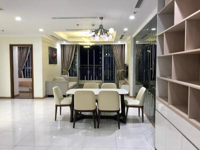 Phòng khách Vinhomes Central Park Căn hộ Vinhomes Central Park hướng ban công đông bắc đầy đủ nội thất diện tích 126m².