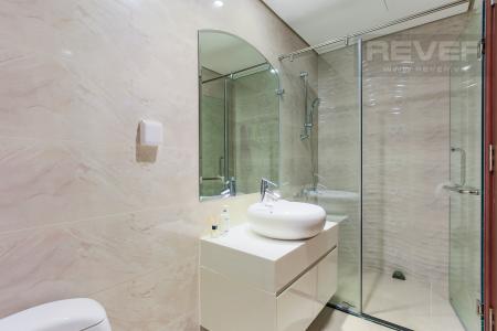 Phòng Tắm 1 Căn hộ Vinhomes Central Park tầng cao L2, 3 phòng ngủ, nội thất đầy đủ
