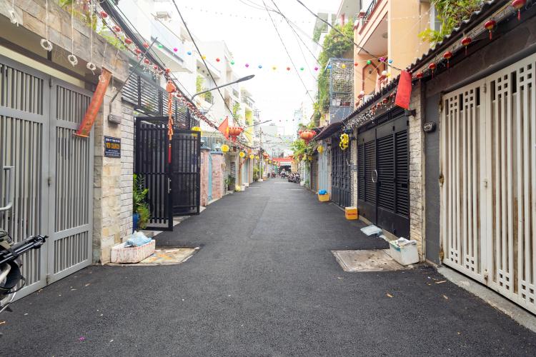 Hẻm nhà phố Quận 7 Nhà phố hướng Tây diện tích 4mx15m, hẻm xe hơi quay đầu 5m.