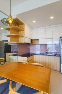 Căn hộ The Sun Avenue, Quận 2 Căn hộ The Sun Avenue tầng 21, view Landmark 81 tuyệt đẹp.